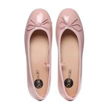 Load image into Gallery viewer, Solemate Ladies Grendha Ballet Flats in Pink
