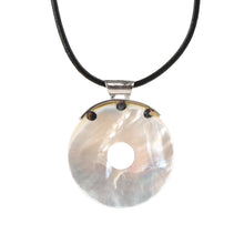 Load image into Gallery viewer, Khai Pearl Ladies Freshwater Pearl Pendant Necklace in Gray
