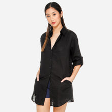 Load image into Gallery viewer, Coco Cabana Ladies&#39; Button-Down Tunic in Black
