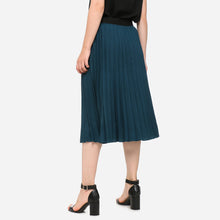 Load image into Gallery viewer, SM Woman Ladies&#39; Pleated Skirt in Teal
