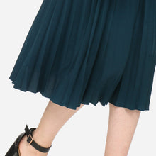 Load image into Gallery viewer, SM Woman Ladies&#39; Pleated Skirt in Teal
