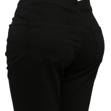 Load image into Gallery viewer, SM Woman Plus Size Denim Shorts in Black
