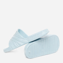 Load image into Gallery viewer, Cozzy Ladies&#39; Weaver Bedroom Slippers in Light Blue
