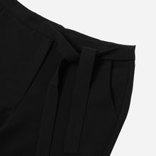 Load image into Gallery viewer, SM Woman Tie-Waist Pants in Black
