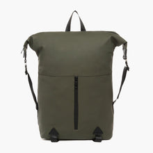 Load image into Gallery viewer, Salvatore Mann Men&#39;s Ramsey Squeeze Lock Backpack in Fatigue
