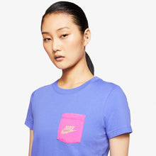 Load image into Gallery viewer, Nike Ladies&#39; Sportswear Icon Clash Tee in Sapphire
