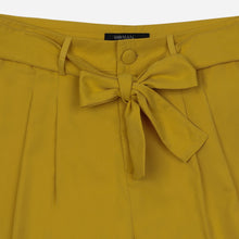 Load image into Gallery viewer, SM Woman Waist Sash Pleated Shorts in Mustard
