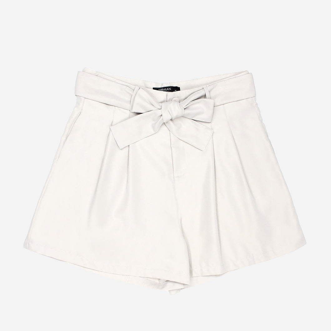 SM Woman Waist Sash Pleated Shorts in Beige