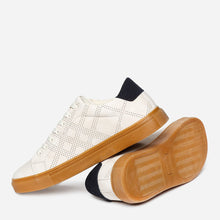 Load image into Gallery viewer, Milanos Men&#39;s Yao Lifestyle Sneakers in Beige
