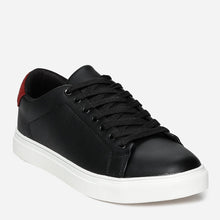 Load image into Gallery viewer, Milanos Men&#39;s Yao Lifestyle Sneakers in Black
