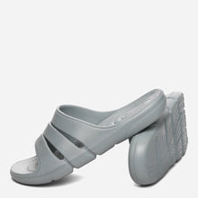 Load image into Gallery viewer, Cozzy Ladies&#39; Hiroshi Bedroom Slippers in Light Gray
