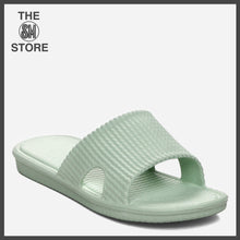 Load image into Gallery viewer, Cozzy Ladies&#39; Hero 2 Bedroom Slippers in Green
