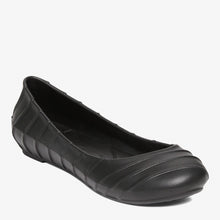 Load image into Gallery viewer, Duralite Ladies&#39; Jenny Pumps in Black
