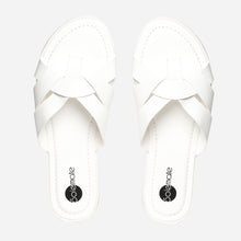 Load image into Gallery viewer, Solemate Ladies&#39; Wendy Sandals in White
