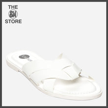 Load image into Gallery viewer, Solemate Ladies&#39; Wendy Sandals in White
